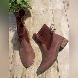 SPERRY Top Sider Ankle Booties in Rose Leather 9M